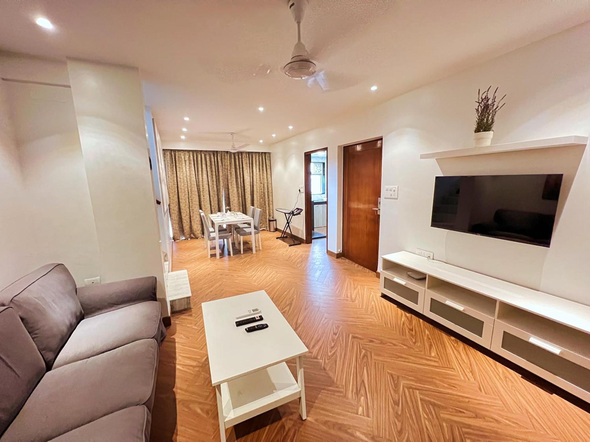 White House By Maxxvalue Service Apartments Bandra ムンバイ エクステリア 写真