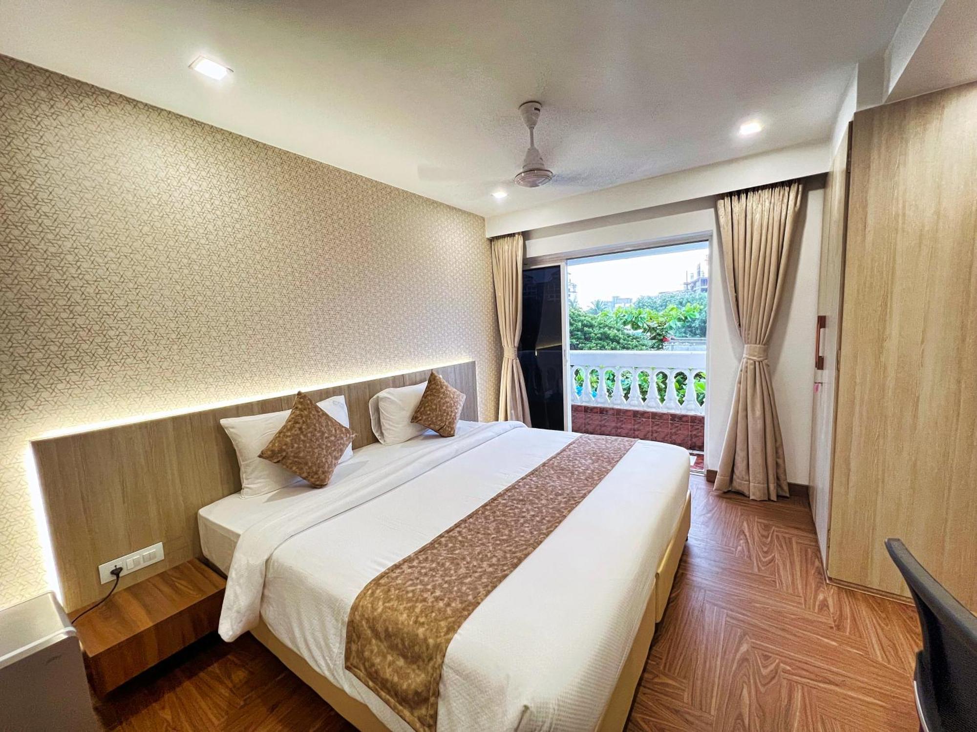 White House By Maxxvalue Service Apartments Bandra ムンバイ エクステリア 写真