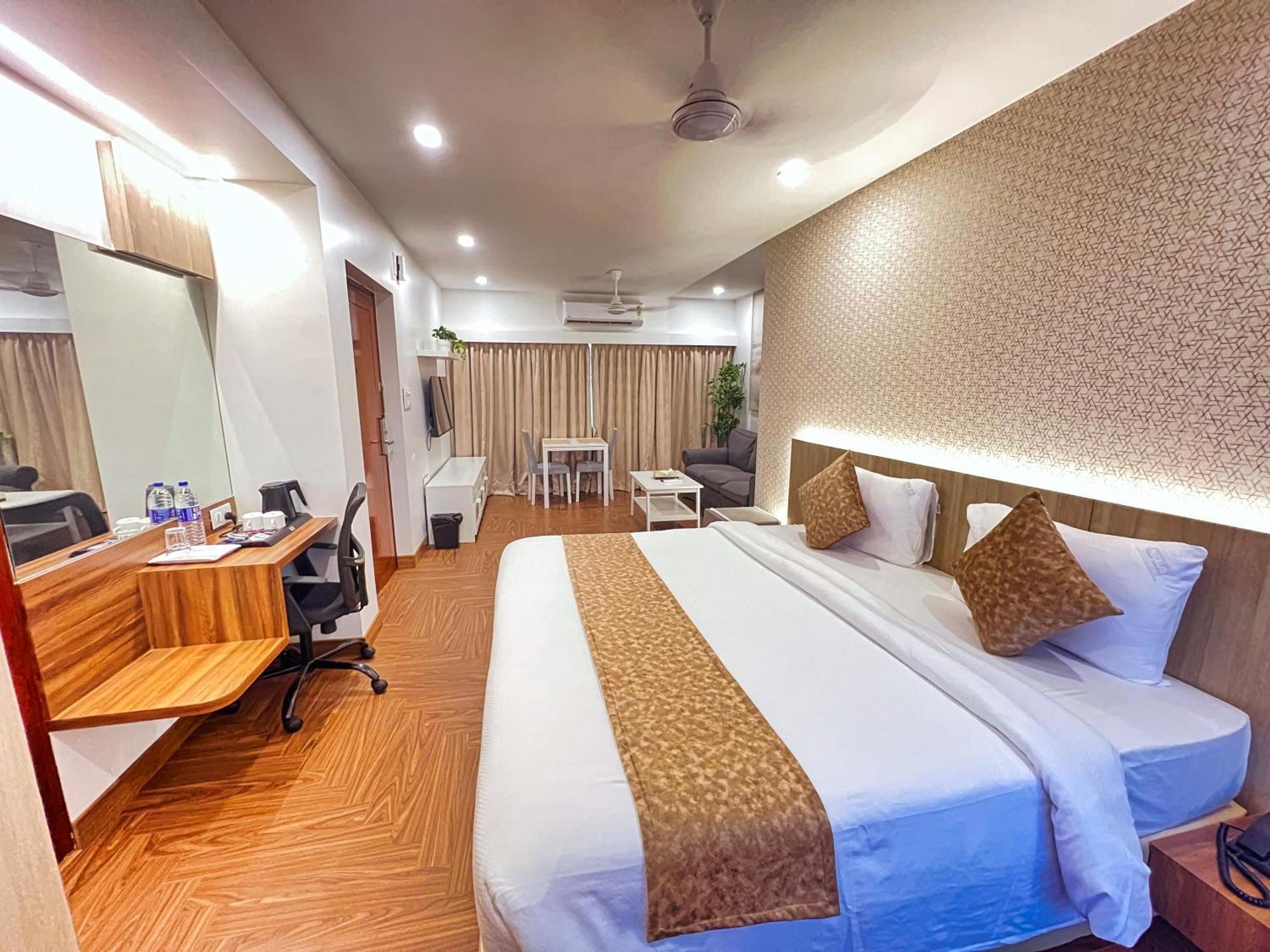 White House By Maxxvalue Service Apartments Bandra ムンバイ エクステリア 写真